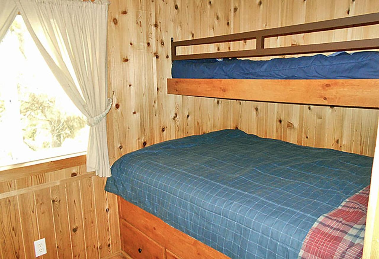 Whalers Rest Hotel Forfar Room photo